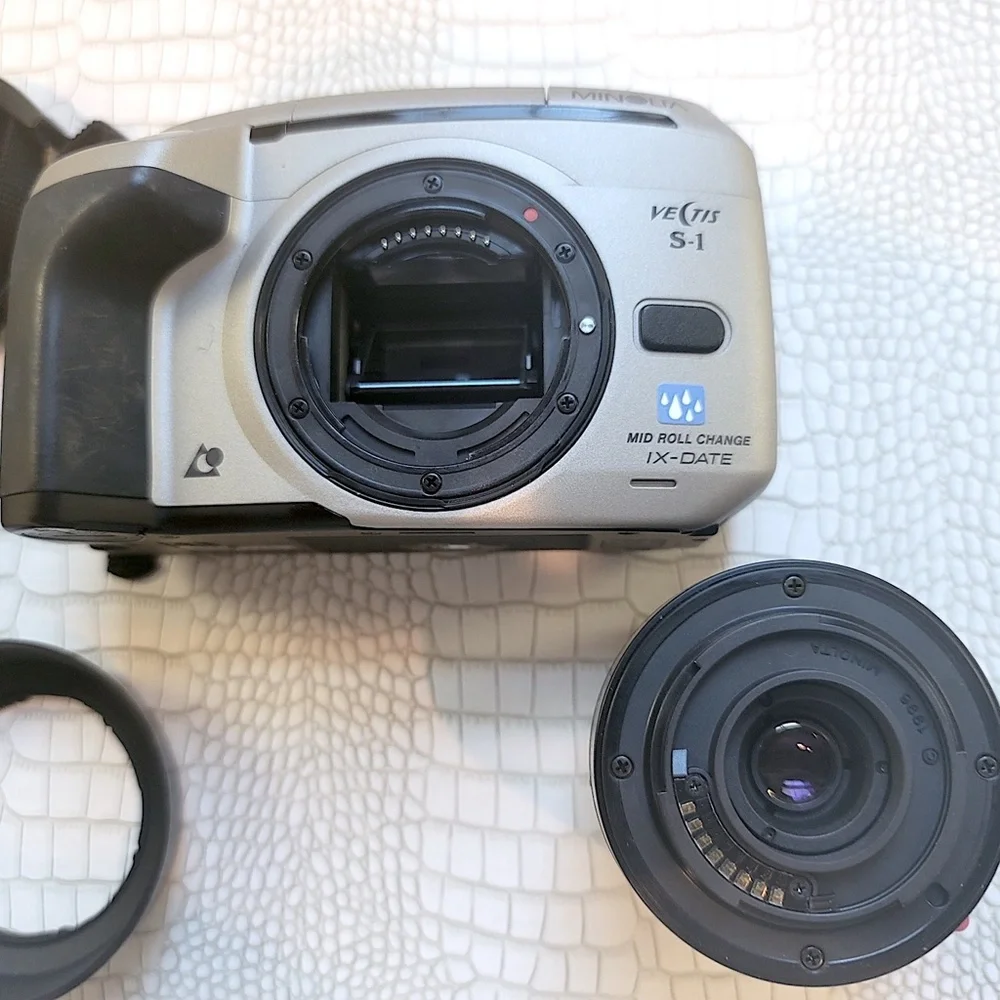 Rare Vintage New Never Used Minolta Vectis S-1 APS SLR Film Camera
